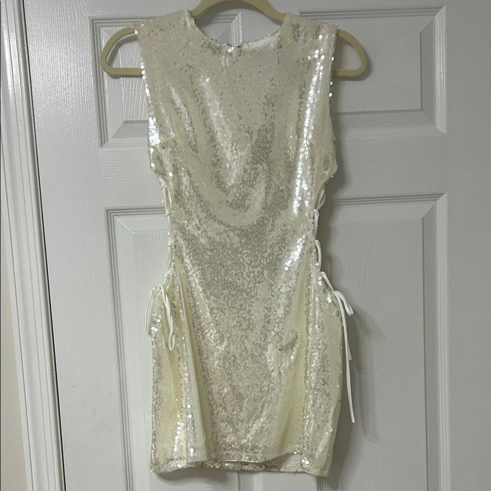 NEW w/ tags Forever21 Elegant Sequin Mini Dress in Cream